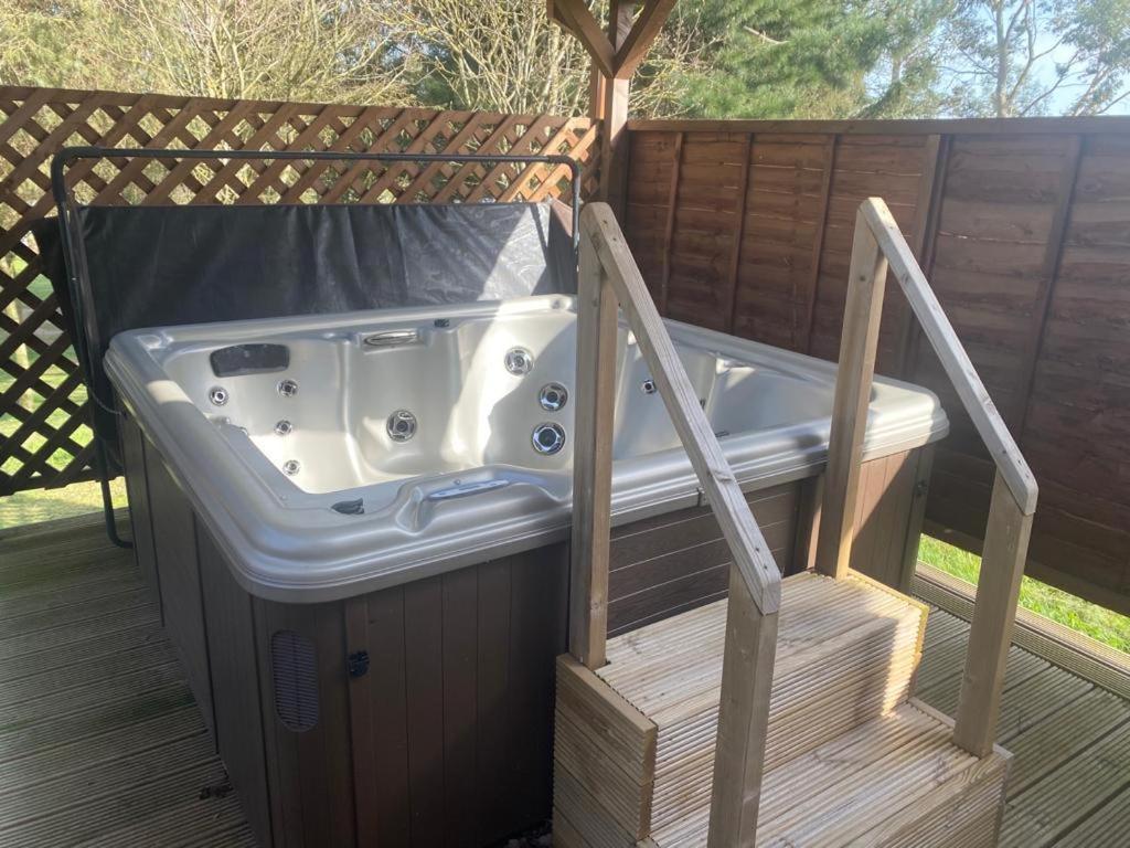 Makins Lodges Nuneaton Exterior photo